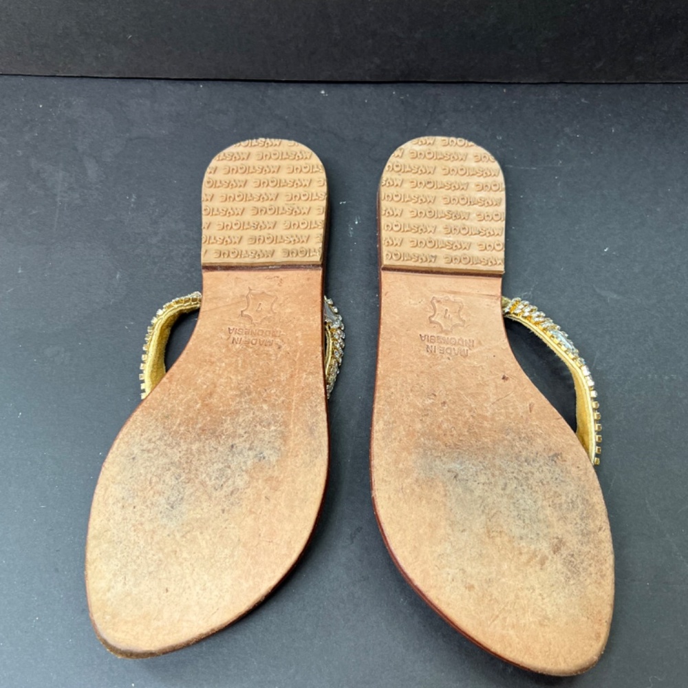 Fancy rhinestone and leather flip flops - Picture 4 of 5